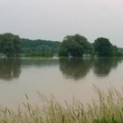 Powódź czerwiec 2010 - fotografia z zasobów Starostwa...