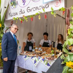 Wizyty starosty na stoiskach_Razem dla Gronowa (2)