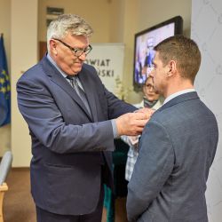 2022-12-29 XLIV Sesja Rady Powiatu Toruńskiego_31