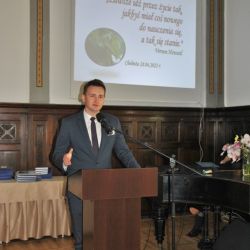 2023-04-28-pozegnanie-maturzystow-zsp (6)