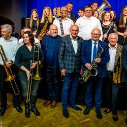 2025-11-14 Powiatowa i Misjka Orkiestra Dęta_Krawczyk_fot. A. Niwińska (121)