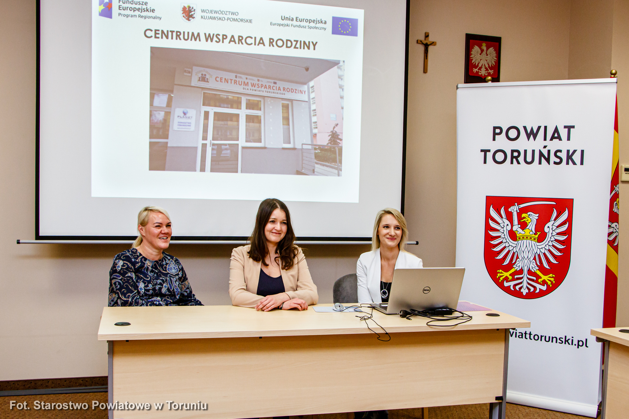 Wspieranie rodziny i system pieczy zastępczej tematem wizyty studyjnej w PCPR