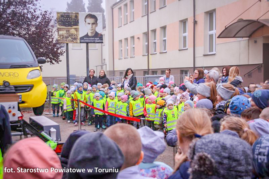 „Rozbłyśnij rozsądkiem – załóż odblask” – podsumowanie akcji