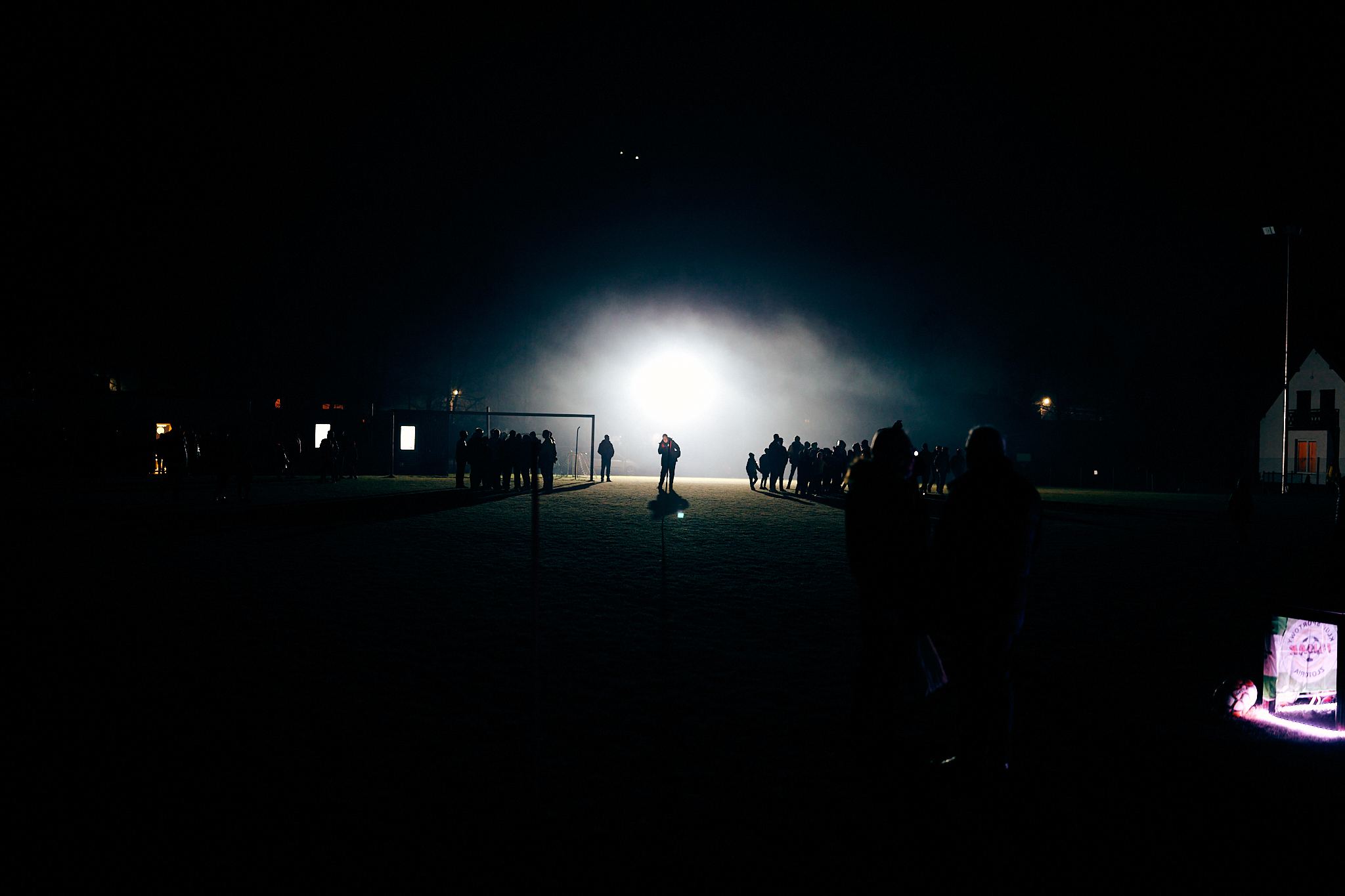 Nowe oświetlenie i monitoring na boisku w Złotorii